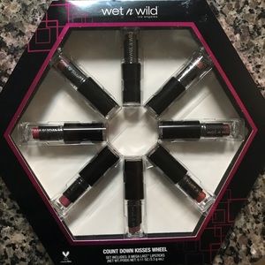 Wet n Wild Count Down Kisses Wheel
